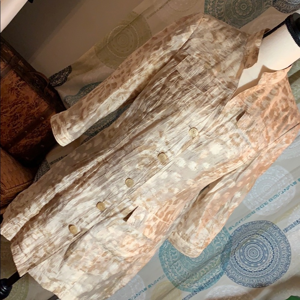 3/$20 Leopard print Simon chang shirt jacket - Picture 2 of 8